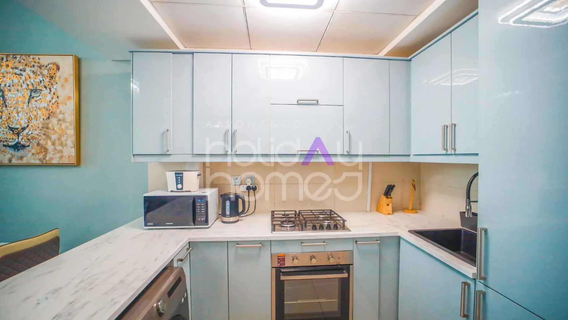 Stylish 2Br In Continental Tower Dubai Marina 아파트 아랍에미리트