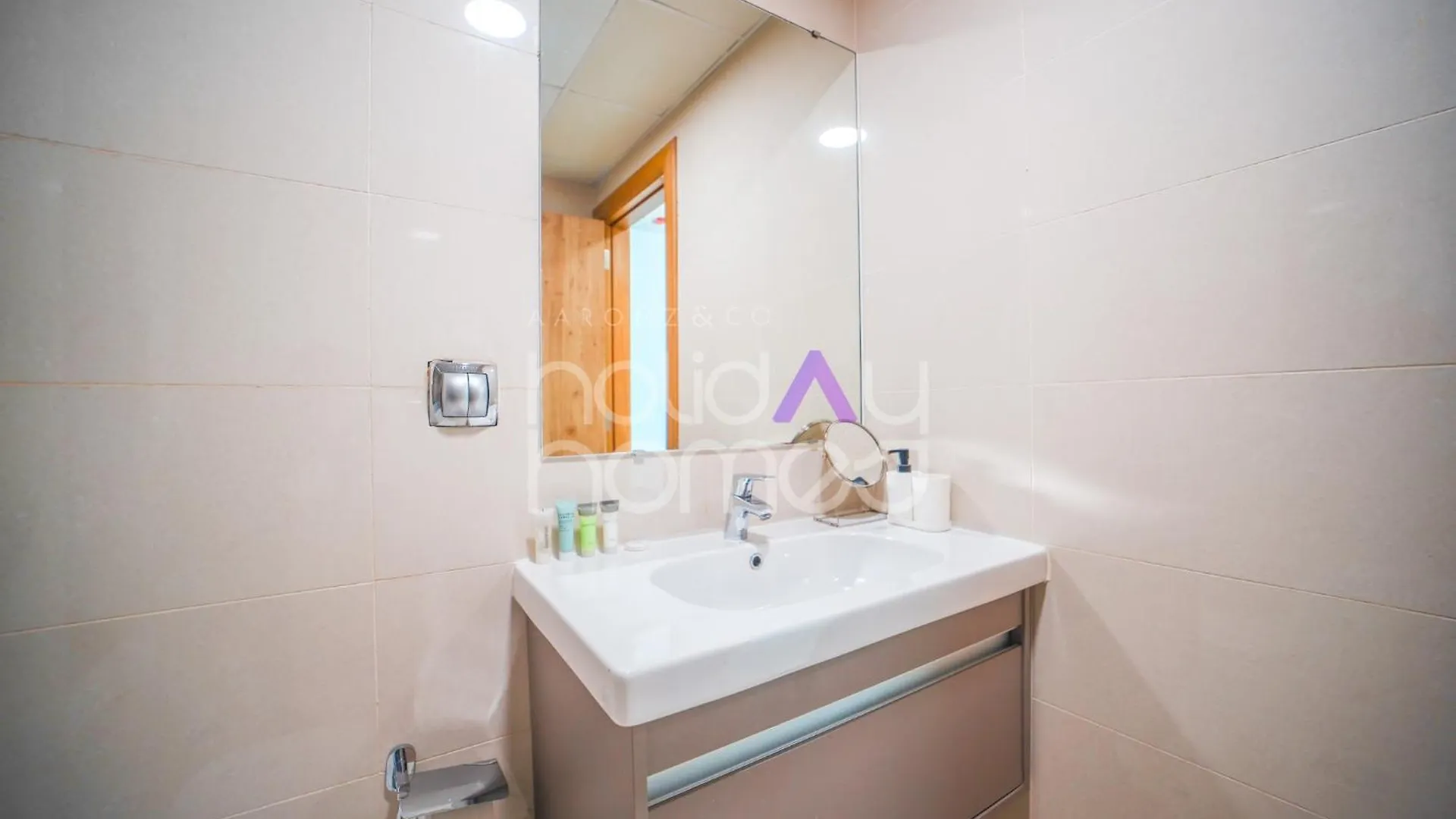 Stylish 2Br In Continental Tower Dubai Marina Apartment 0*,  United Arab Emirates