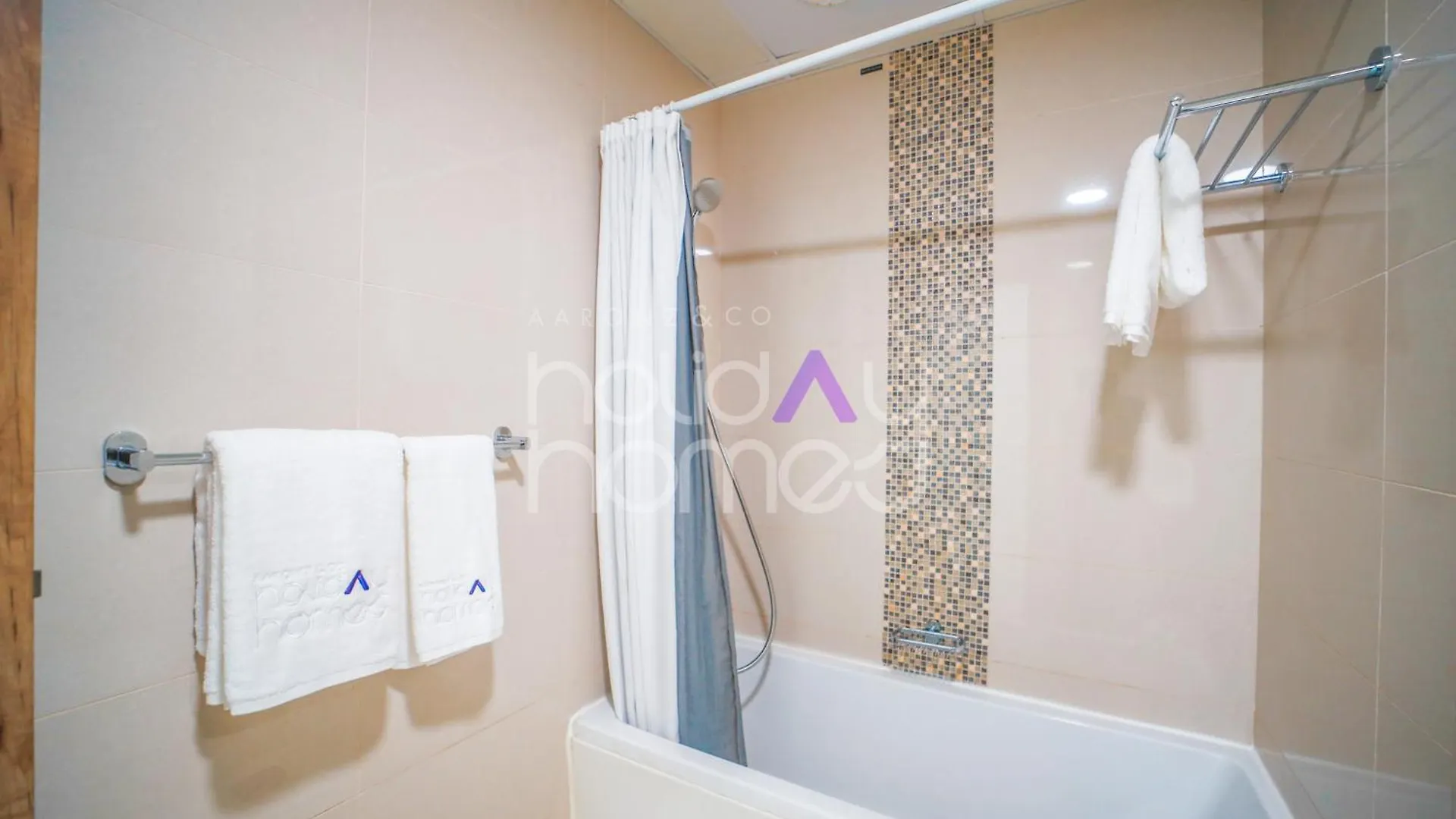 Stylish 2Br In Continental Tower Dubai Marina Apartment