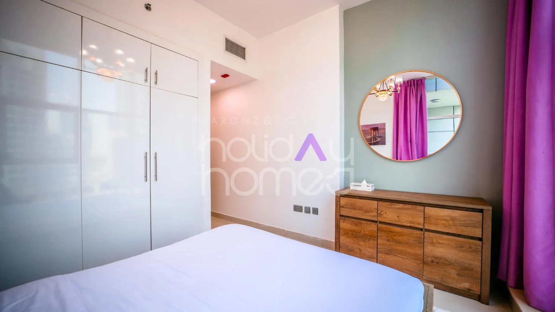 Stylish 2Br In Continental Tower Dubai Marina Apartment